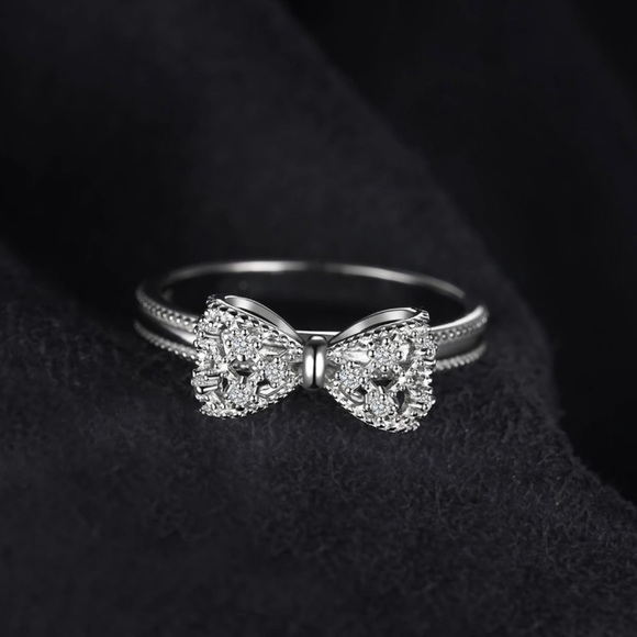 Jewelry - Sterling Silver Bow Ring